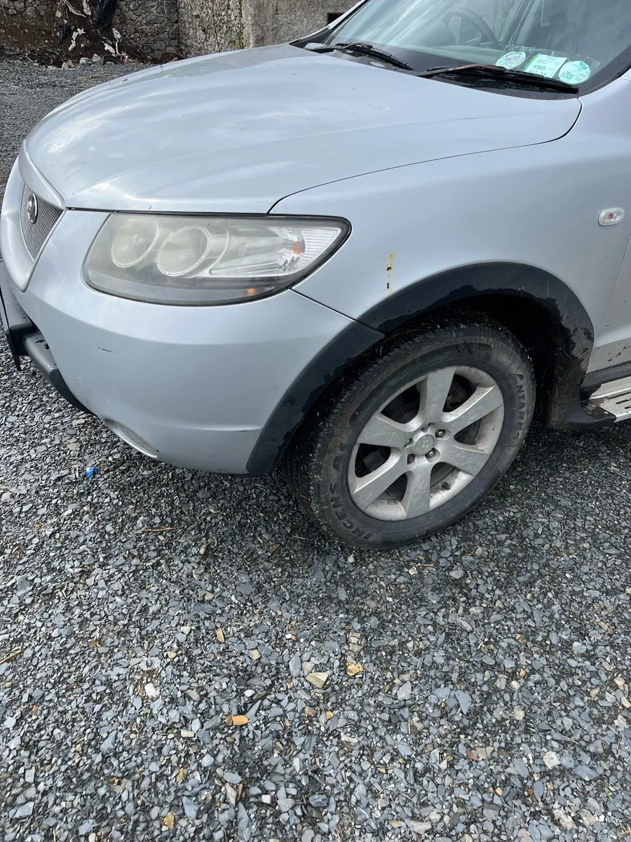 Hyundai sante fe - Image 3
