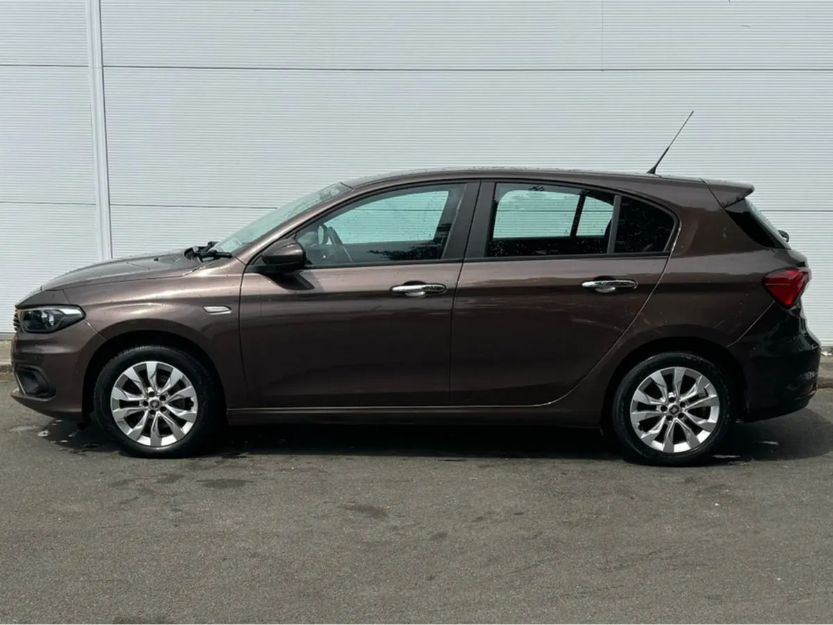 Fiat Tipo HB Easy 1.4 95hp - Image 2