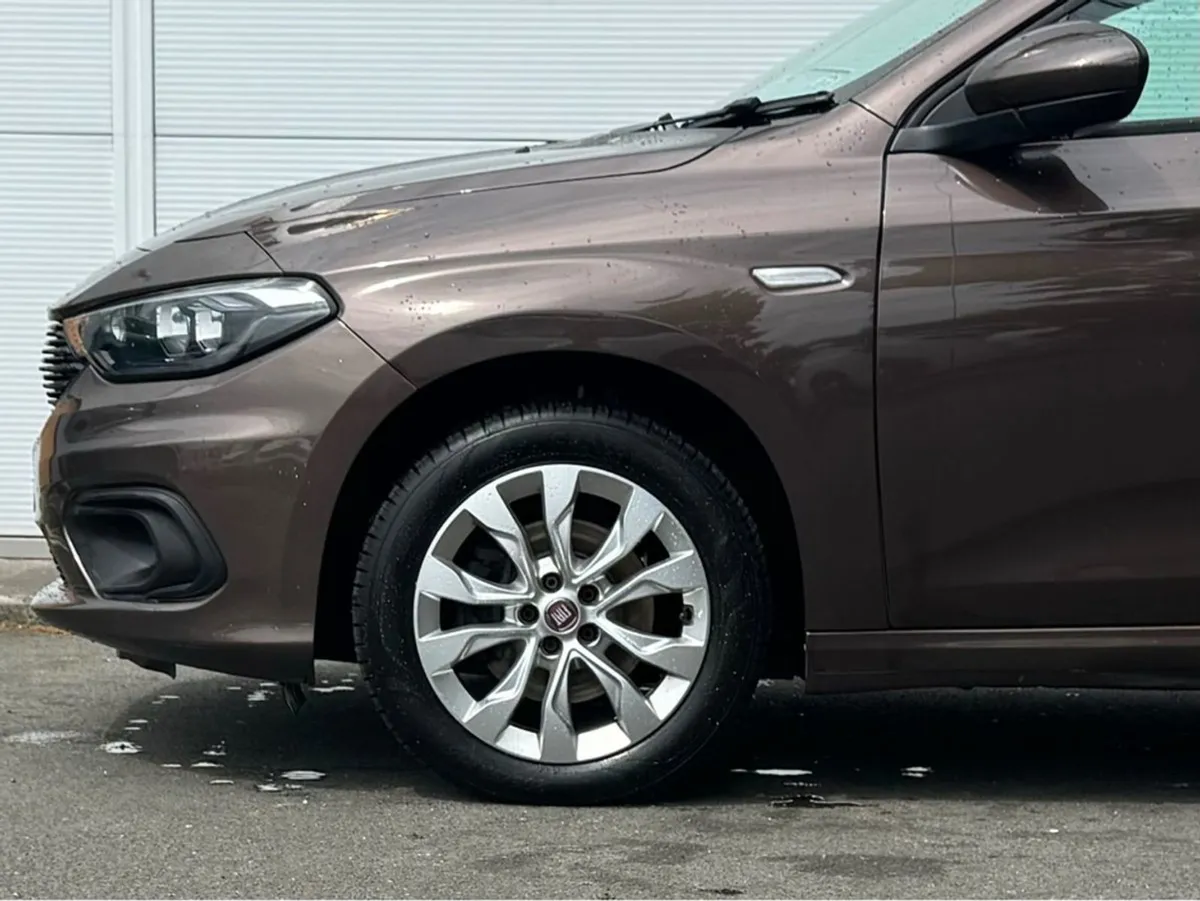 Fiat Tipo HB Easy 1.4 95hp - Image 3
