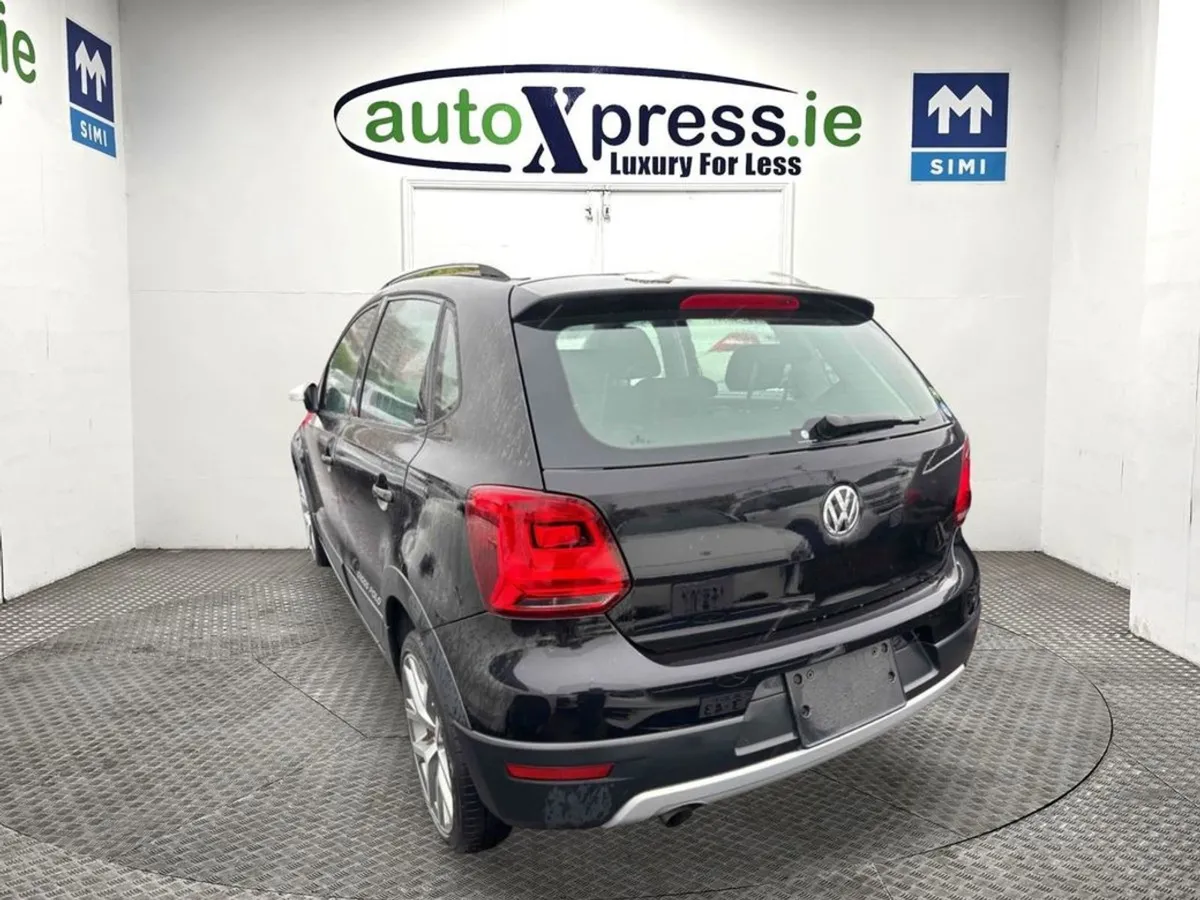 Volkswagen Polo Cros 1.2 TSI Automatic  Reversing - Image 3