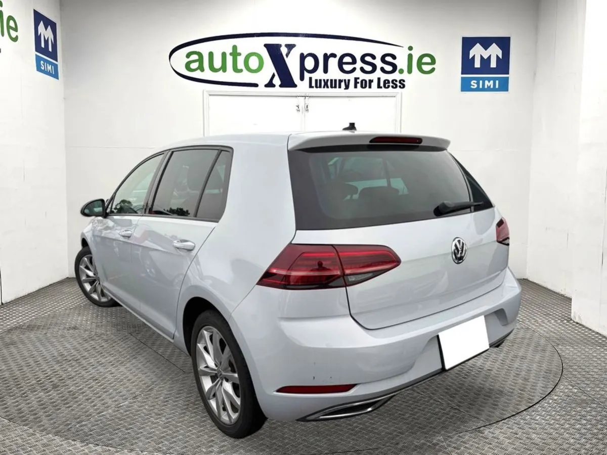 Volkswagen Golf 1.4 TSI High Line Tech Edition Au - Image 3