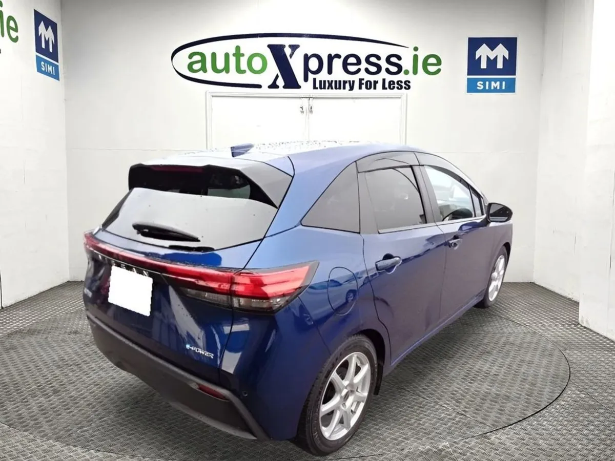 Nissan NOTE 1.2 Hybrid X Automatic  Reversing Cam - Image 3