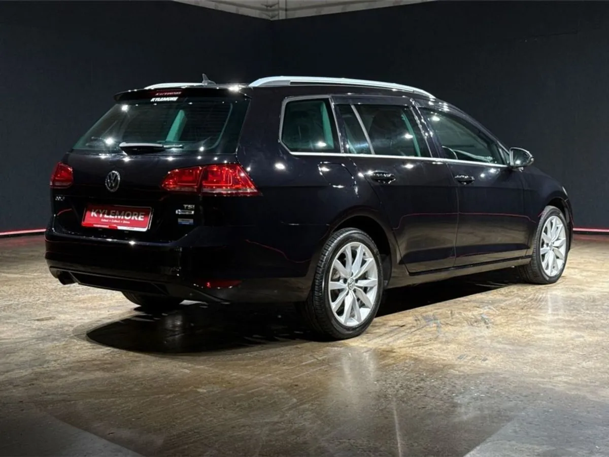 Volkswagen Golf 1.2 Hybrid - Estate - Blue Motion - Image 3