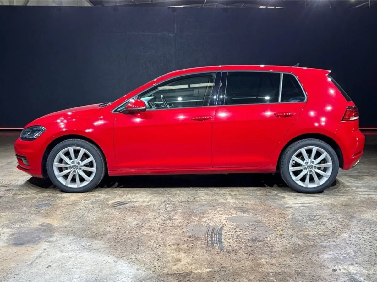Volkswagen Golf 1.2 Automatic - Low Mileage - Com - Image 3