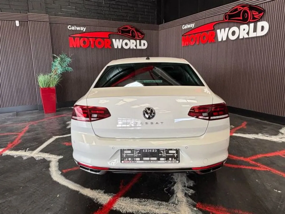Volkswagen Passat Rline 2.0tdi D7F 122 4DR Auto - Image 4