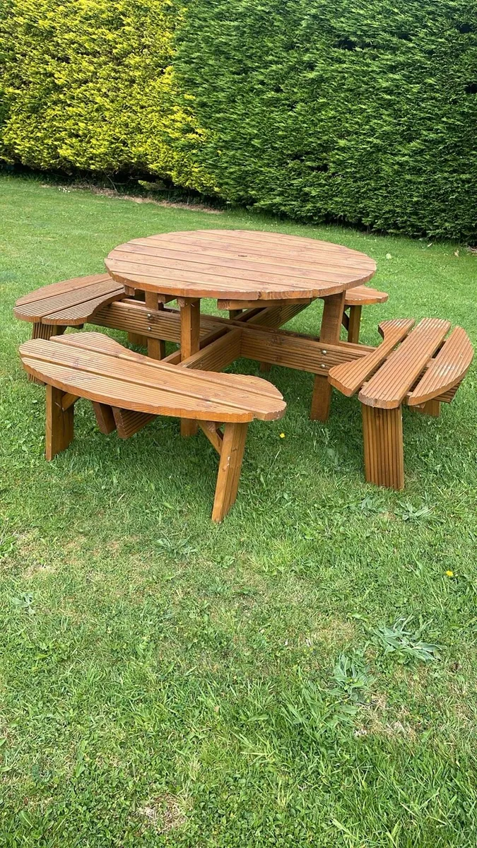 8 seater picnic table