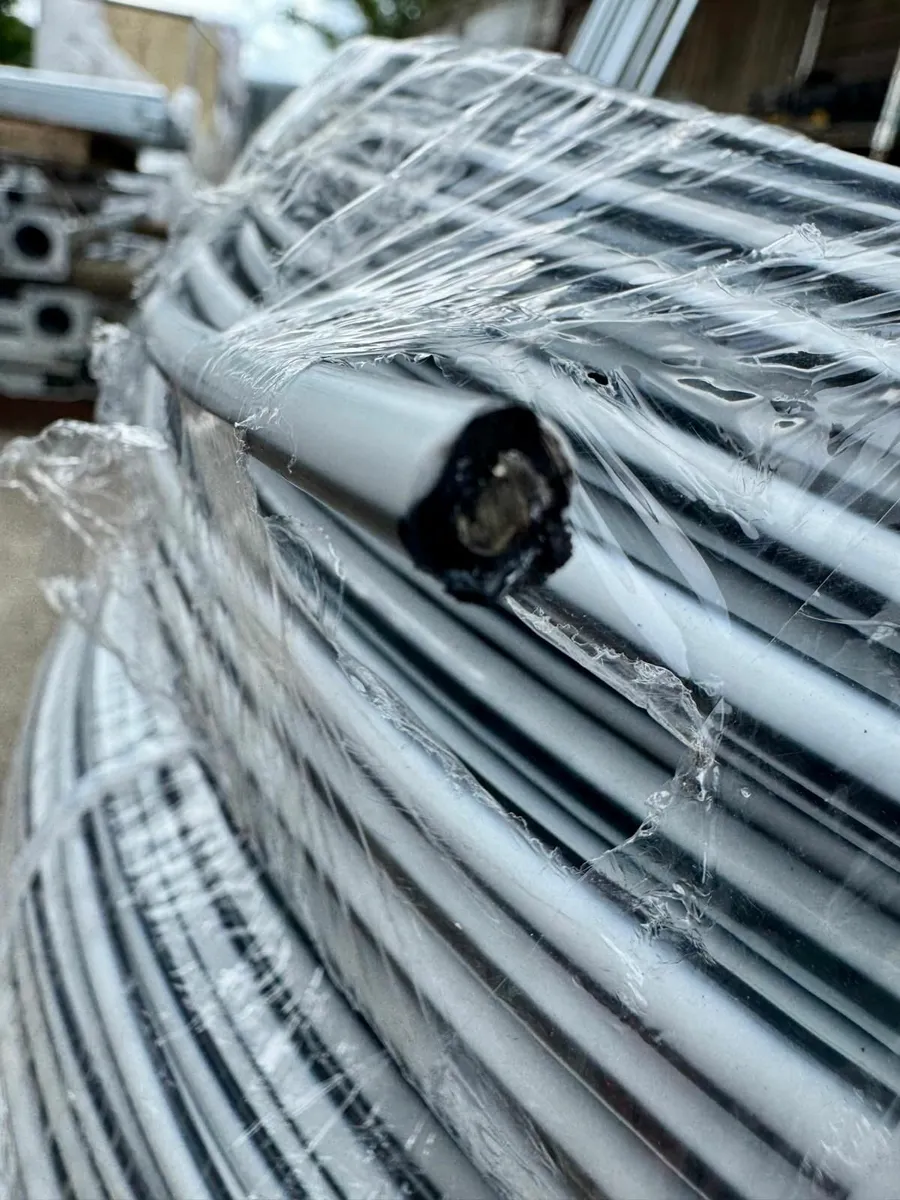Equine Bullet fence electric 200 metre rolls - Image 2