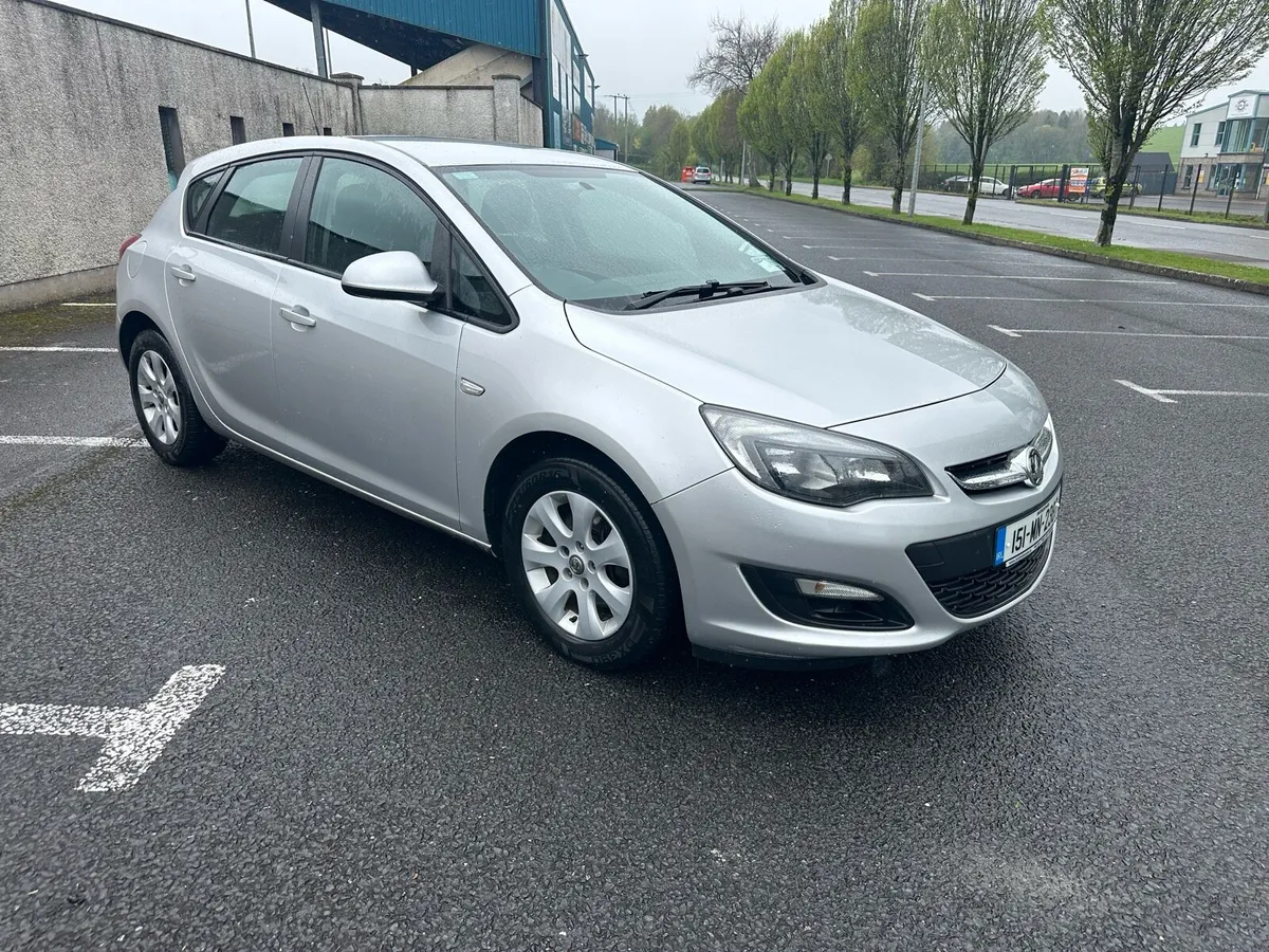 2015 Vauxhall Astra 1.6 Diesel 110BHP - Image 2
