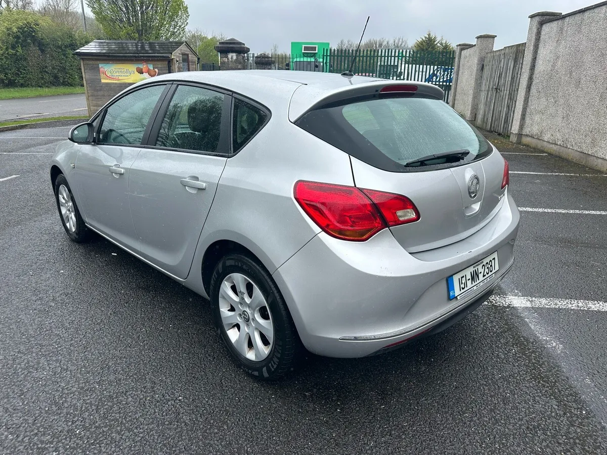 2015 Vauxhall Astra 1.6 Diesel 110BHP - Image 3