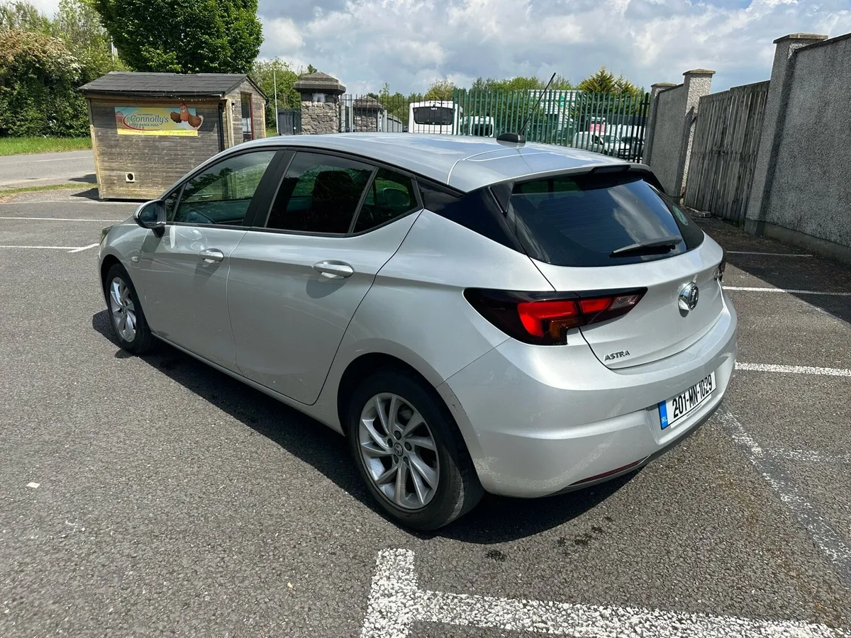 2020 Vauxhall Astra 1.5 Diesel Business Edition - Image 4