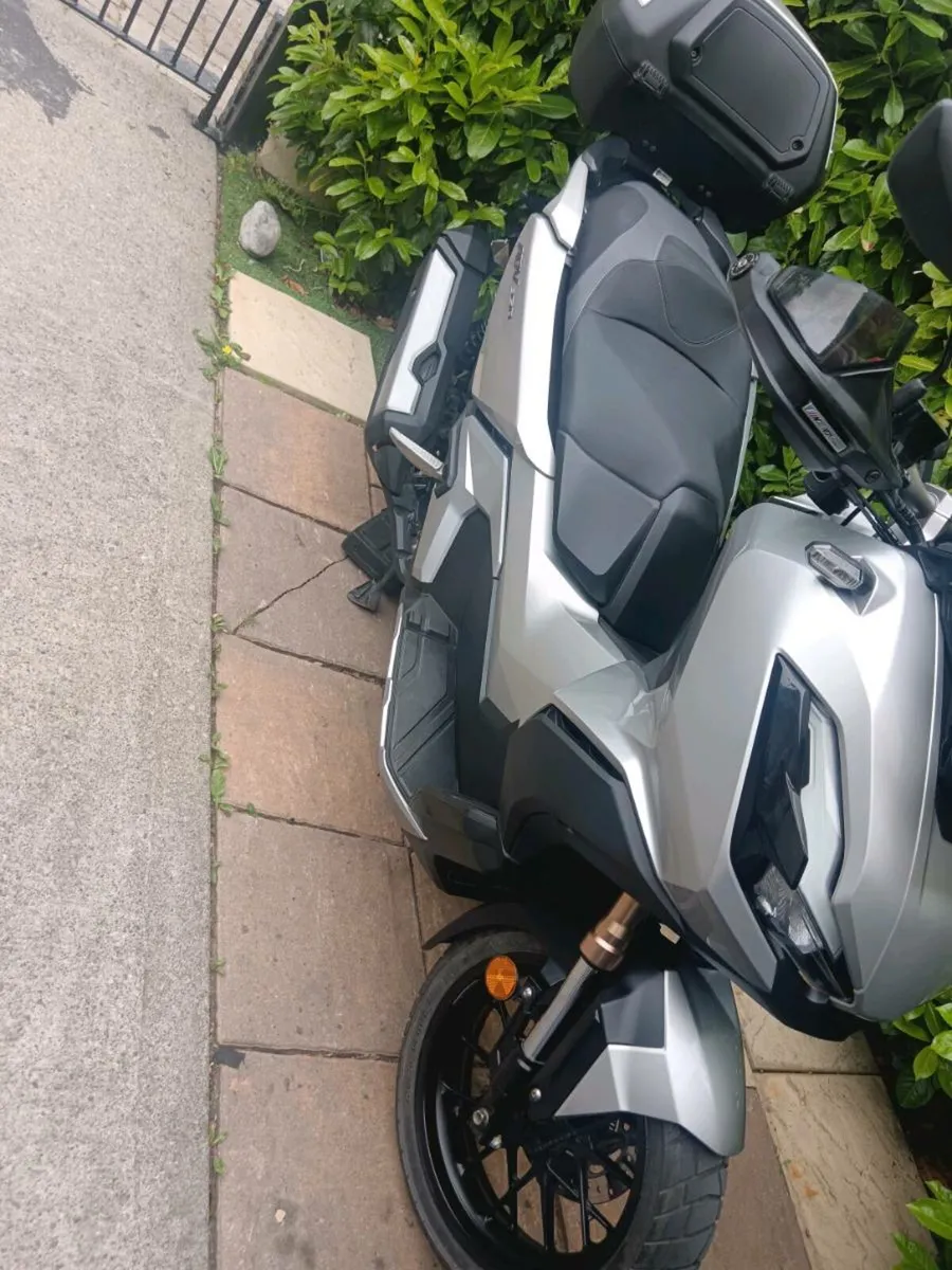 Honda adv 350 - Image 2