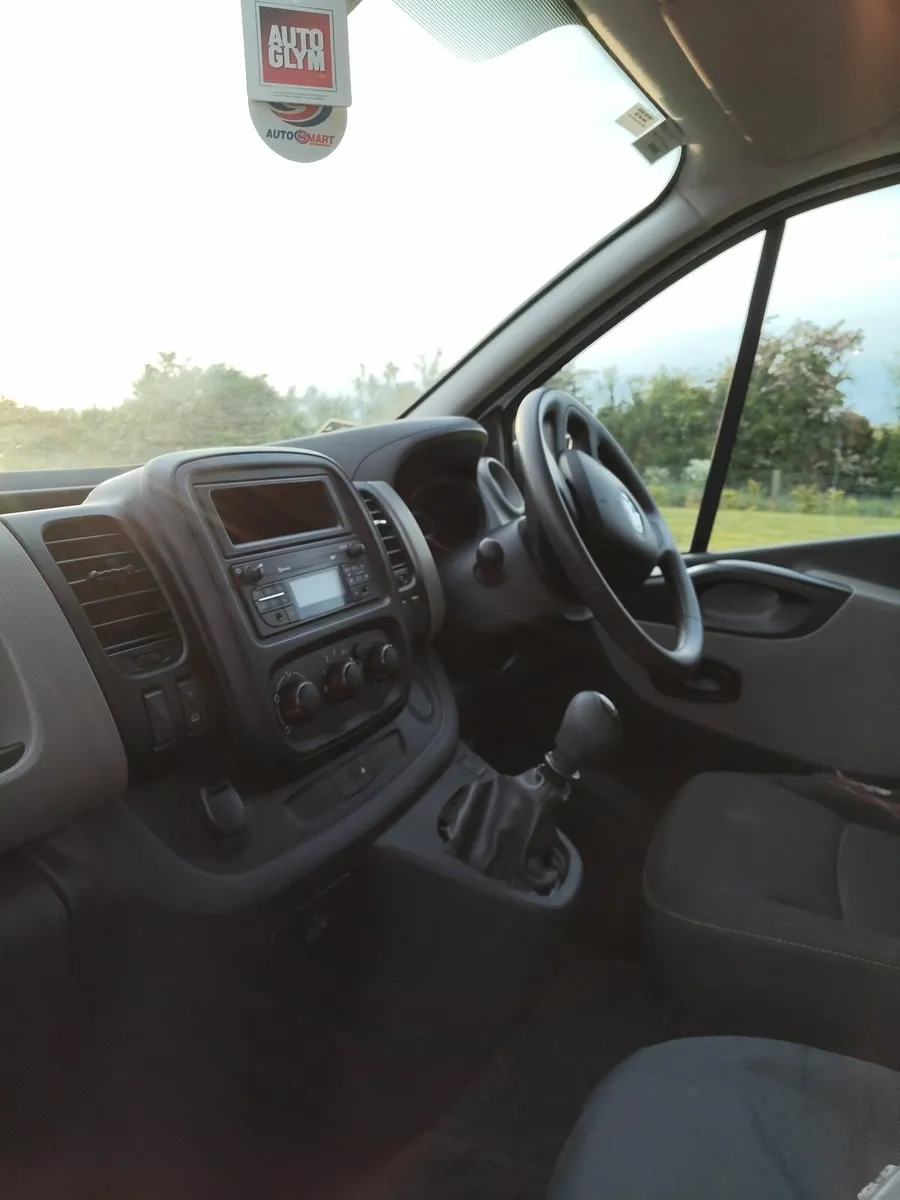 Renault Trafic 2016 - Image 4