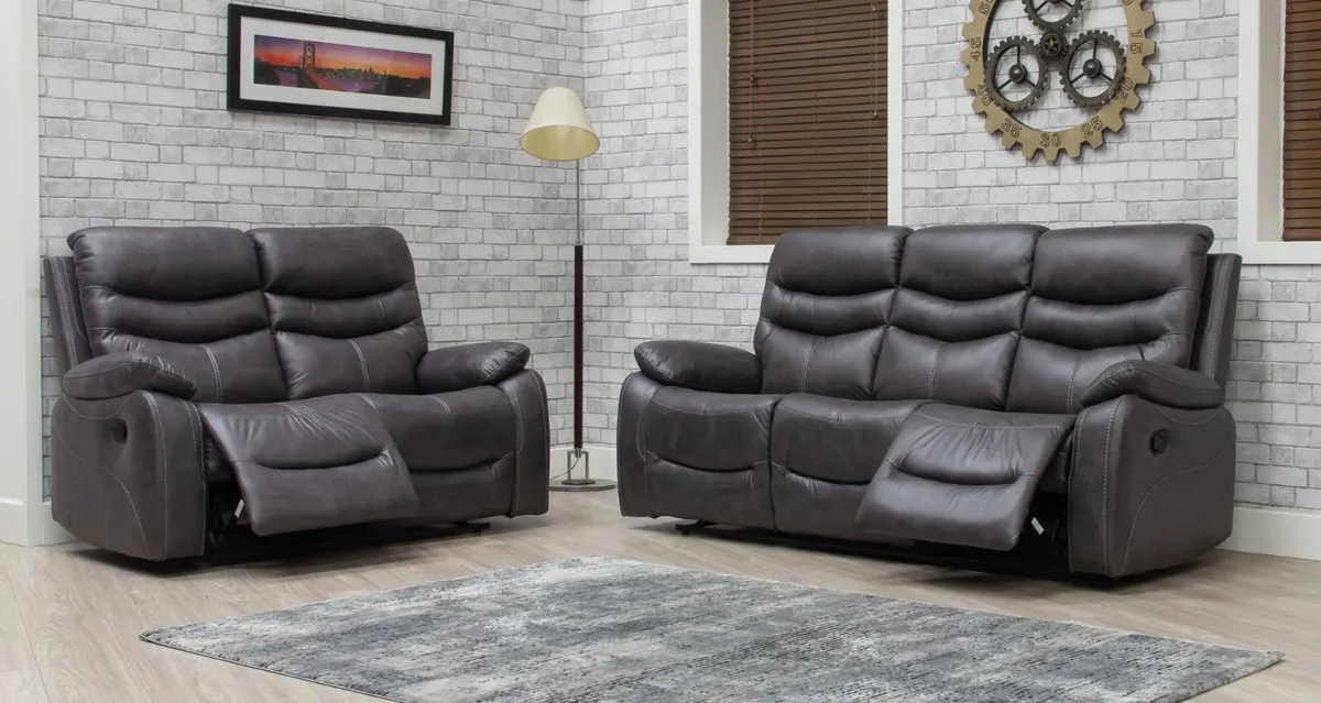 3 + 2 reclining - Image 1