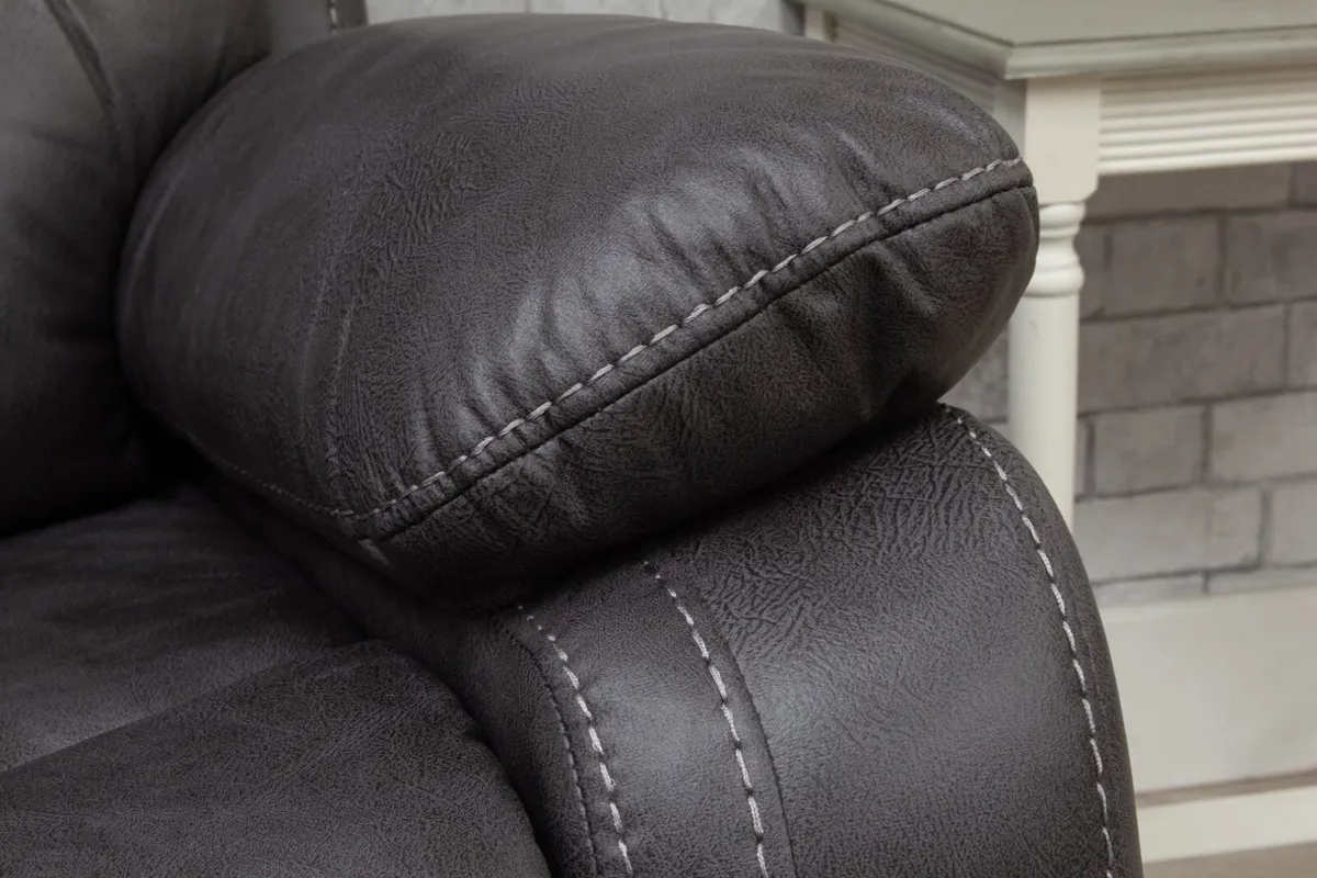 3 + 2 reclining - Image 3
