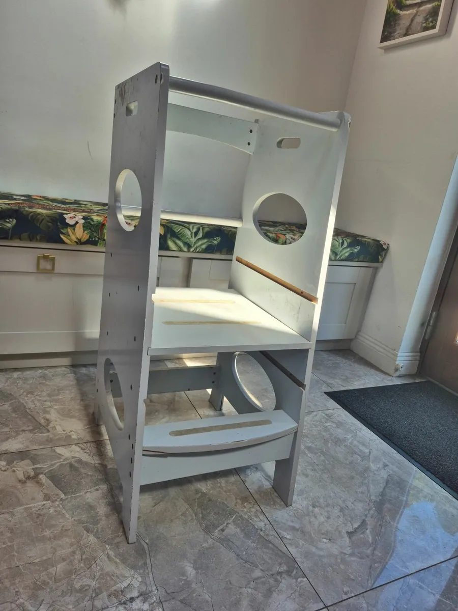 Toddler kitchen tower - Image 2