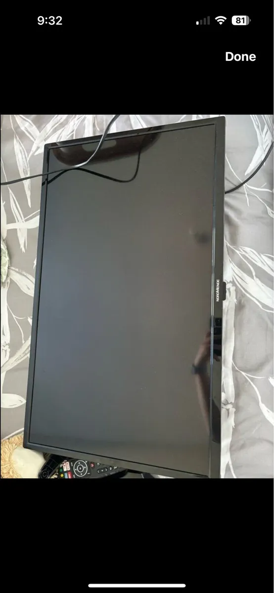 32” Nordemende Smart TV - Image 1