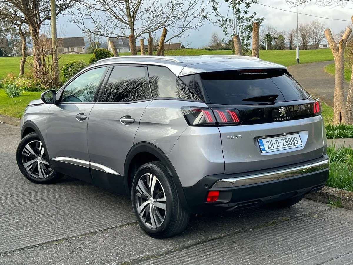 211 PEUGEOT 3008 ALLURE 1.5 DIESEL AUTOMATIC NEW F - Image 4