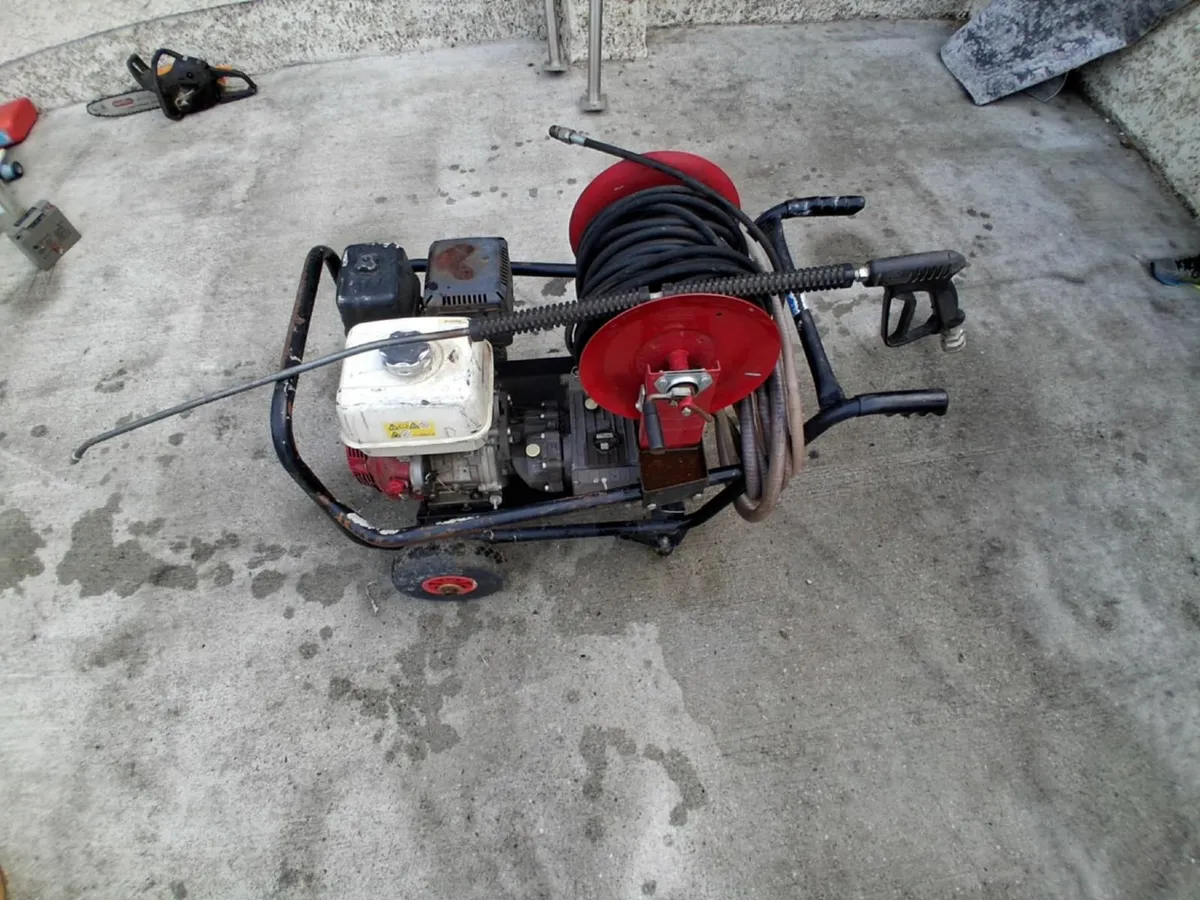 13HP Honda power washer - Image 2