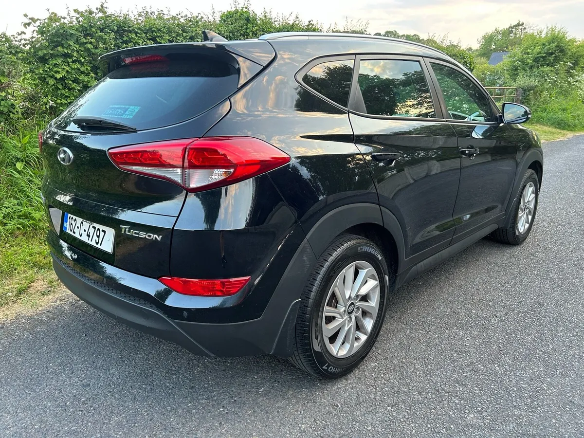 Hyundai Tucson 2016 executive - Image 4