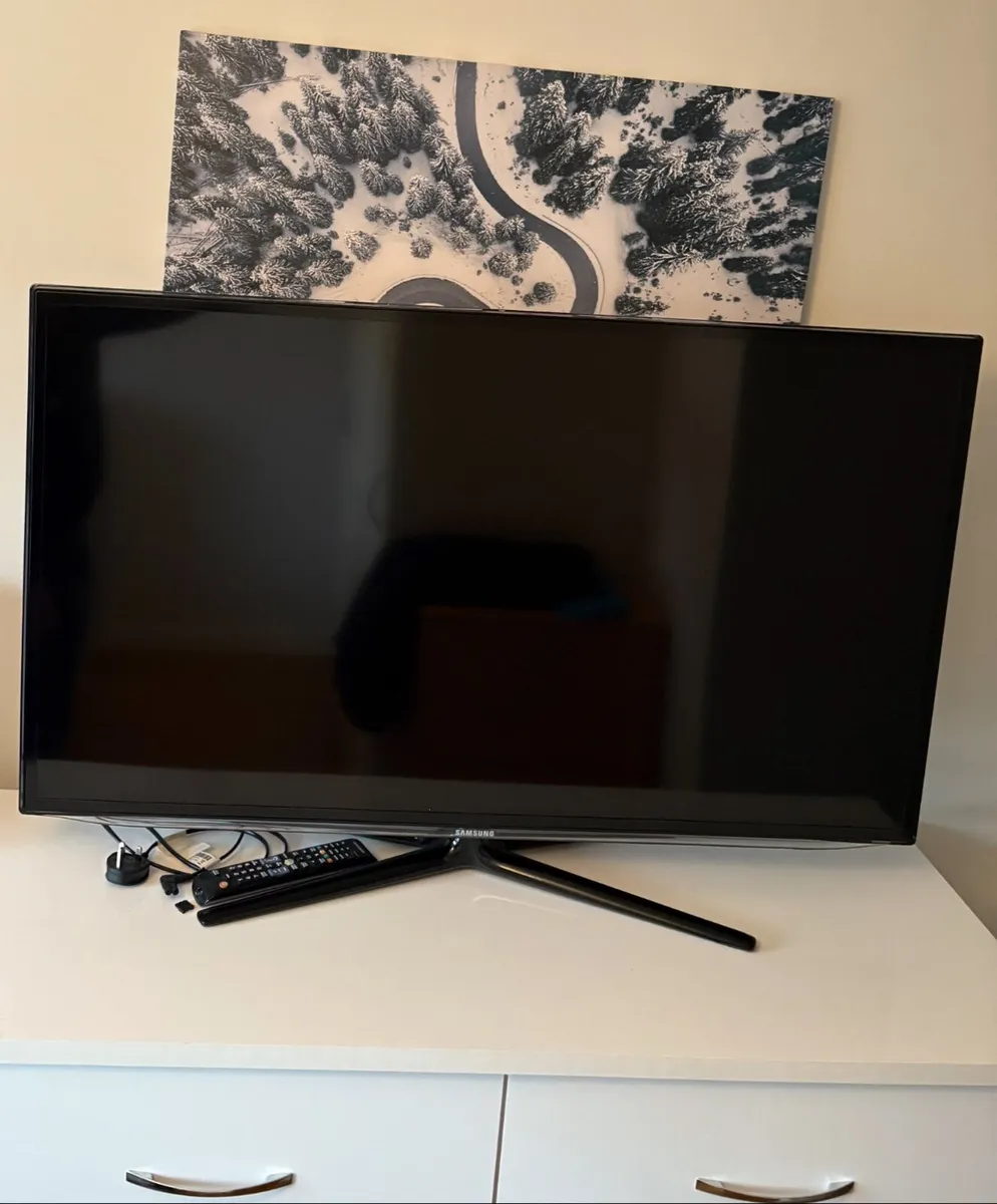 Samsung 46”3D LED Smart TV - Image 1