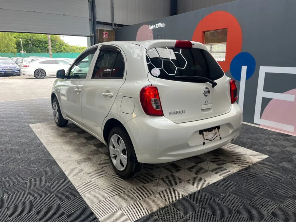Nissan March Nissan March / Micra Automatic 1.2 P - Image 4