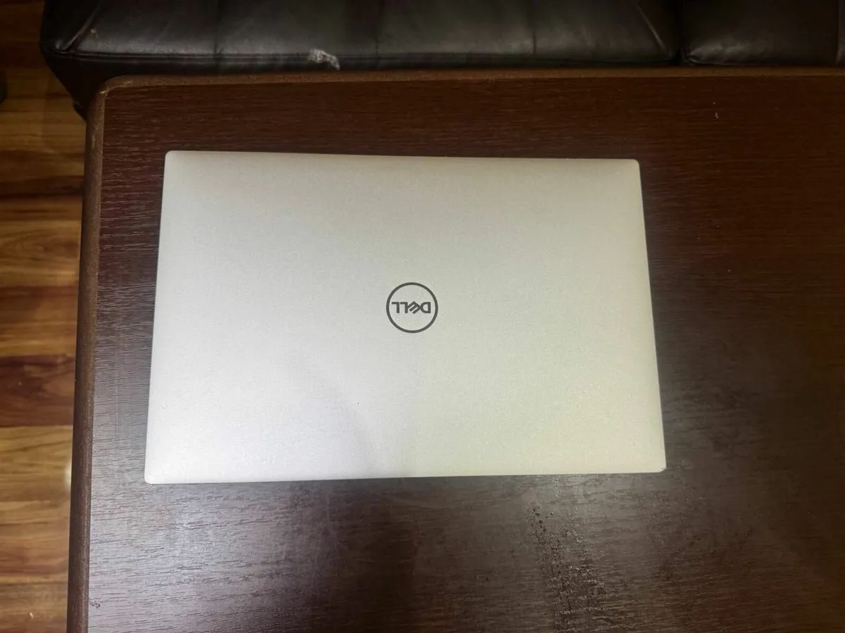 Dell XPS 13 9300 13.4" UHD, 512GB, i7 10th, 16 GB - Image 2