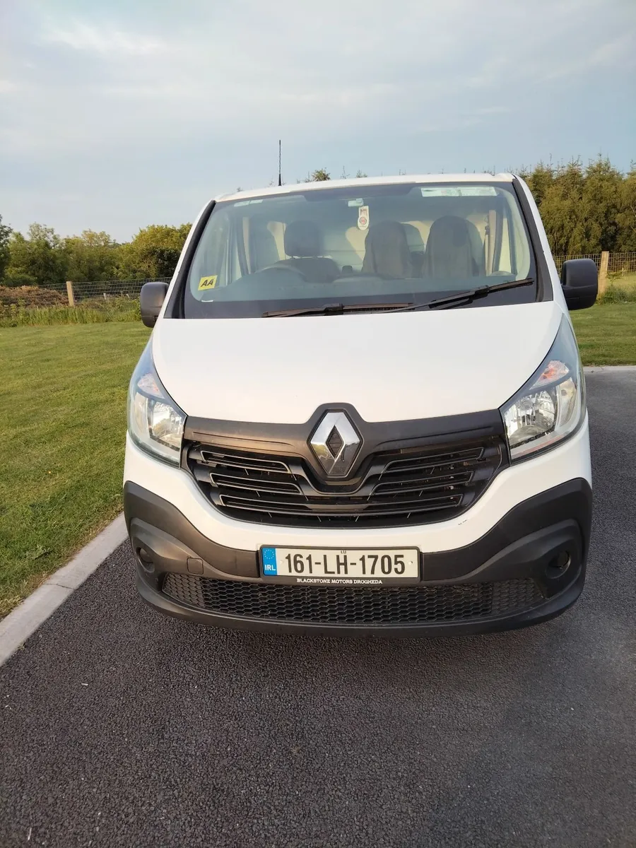 Renault Trafic 2016 - Image 2