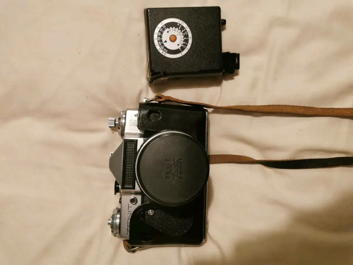 Zenit Soviet Era Camera - Image 2