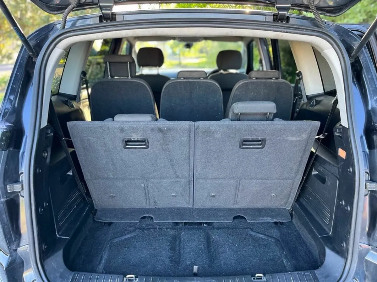 Ford S-Max 2012 - Image 4