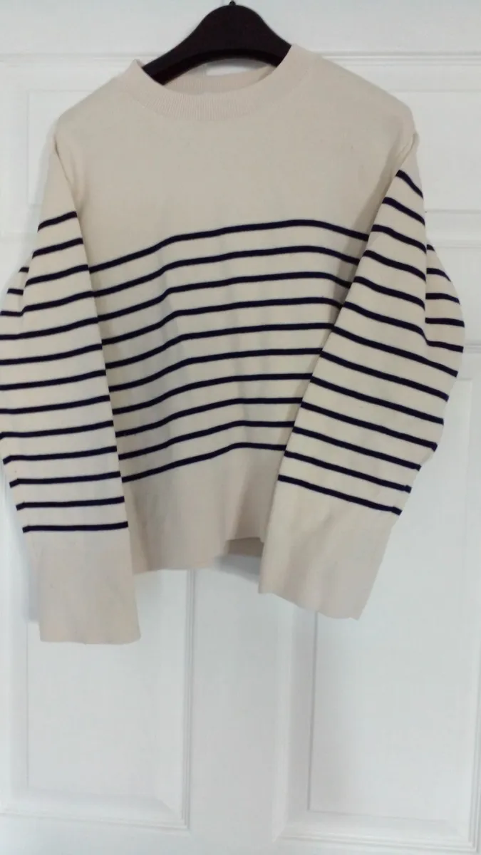 beige striped jumper - Image 3