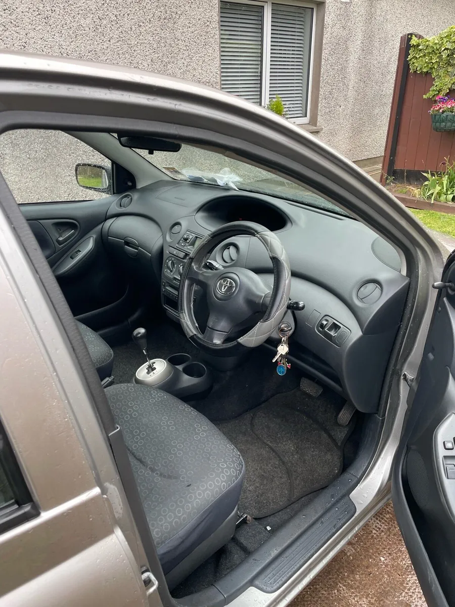 Toyota Yaris - Image 3