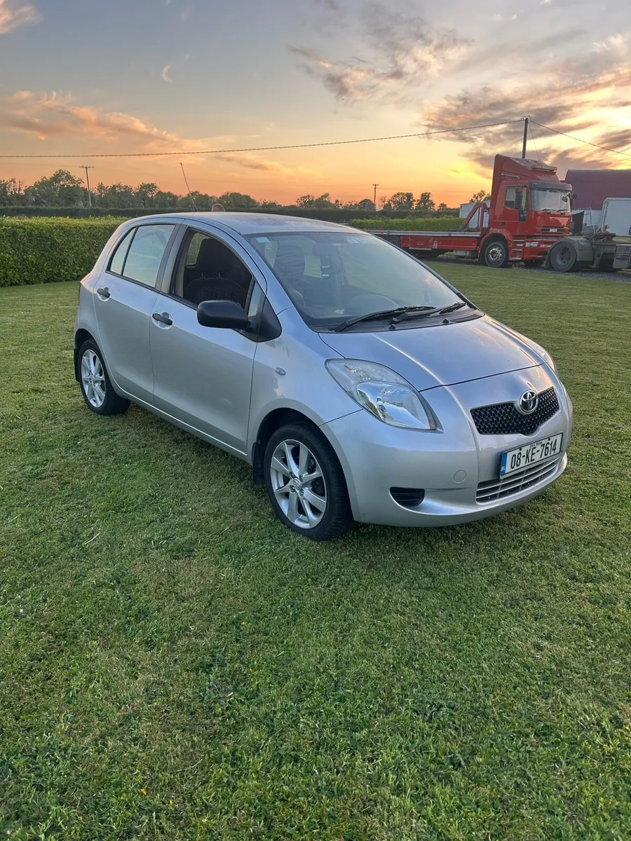 Toyota Yaris - Image 2