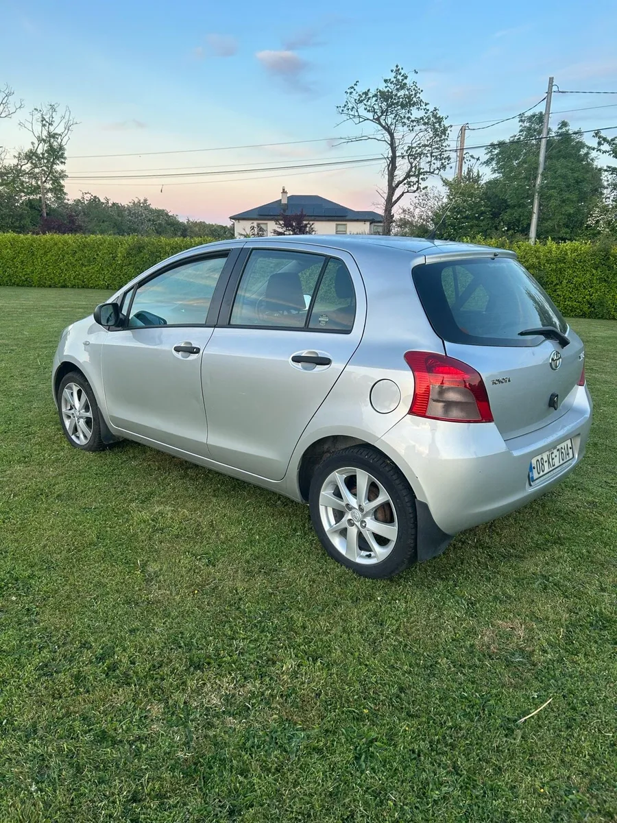 Toyota Yaris - Image 4