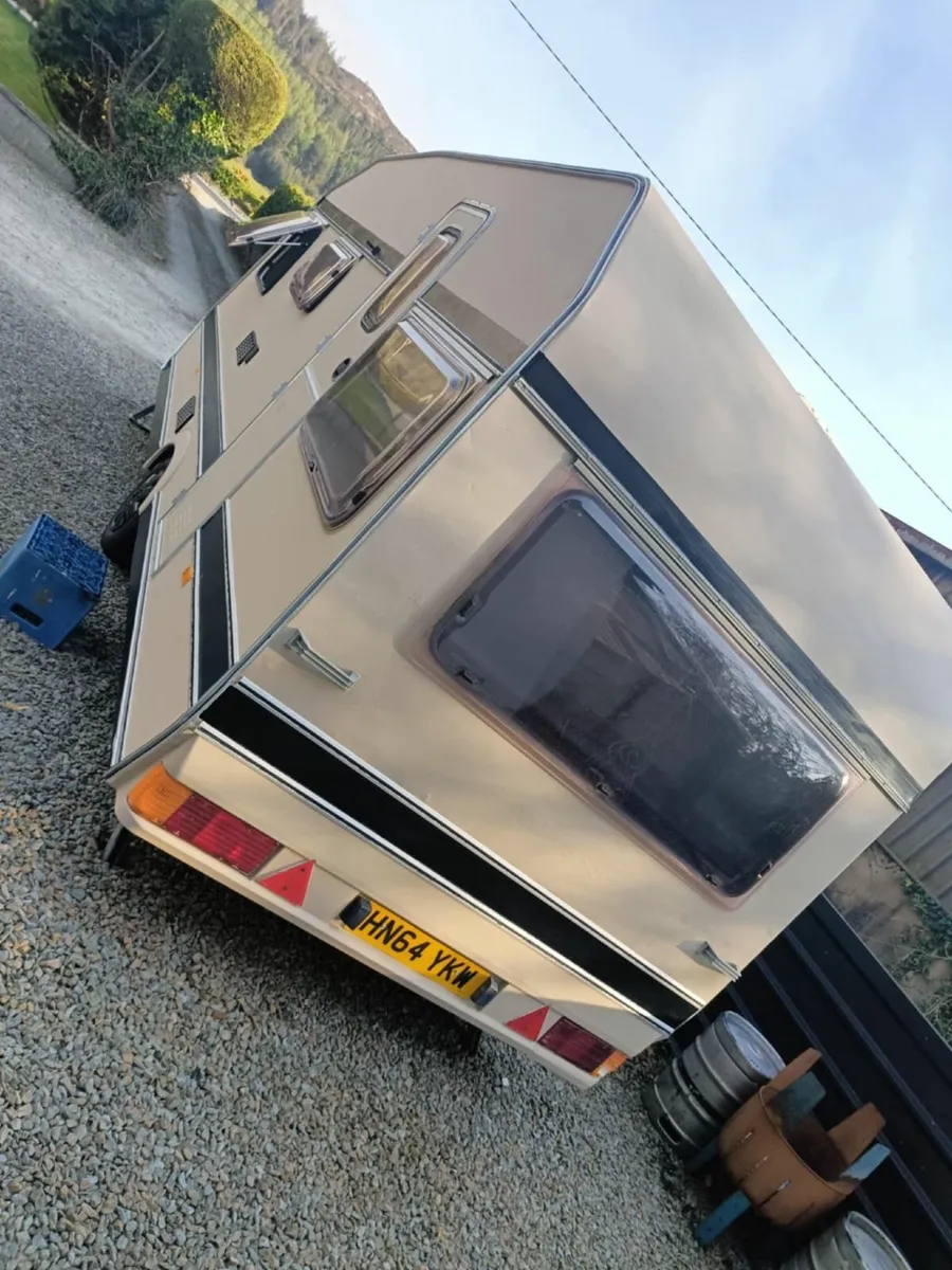 Caravan - Image 3