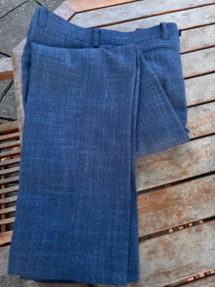 Men’s Suit - Image 4