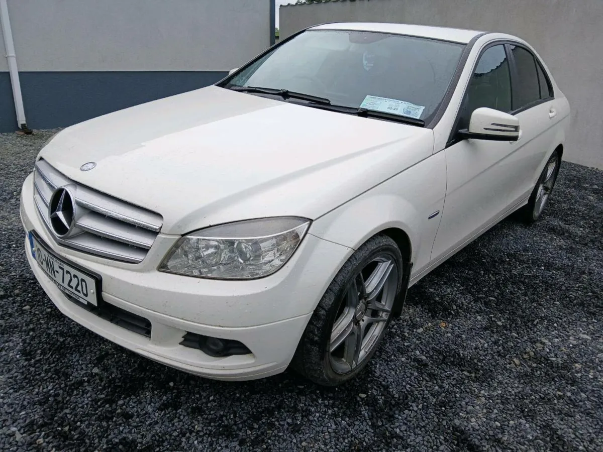Mercedes C200 - Image 2