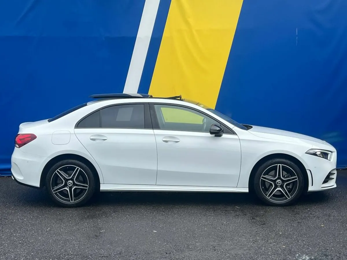 Mercedes-Benz A-Class A250e AMG-LINE EXECUTIVE 1.3 - Image 4