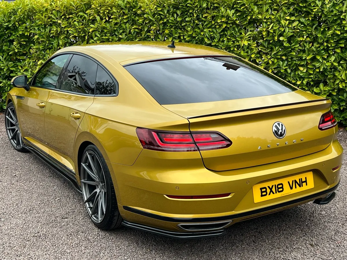 2018 Volkswagen Arteon R-Line - Image 2