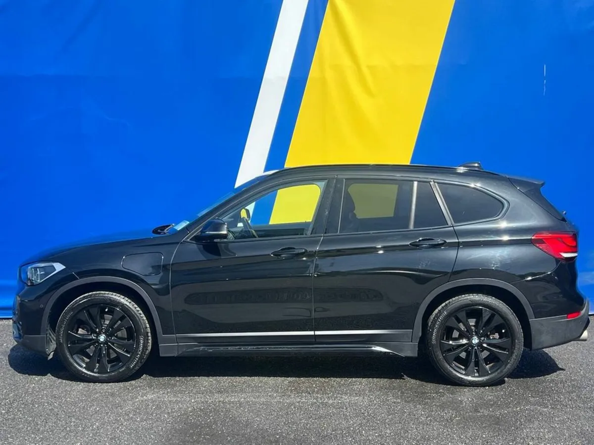 BMW X1 SPORT XDRIVE25e 1.5 HYBRID // FULL SERVICE - Image 3