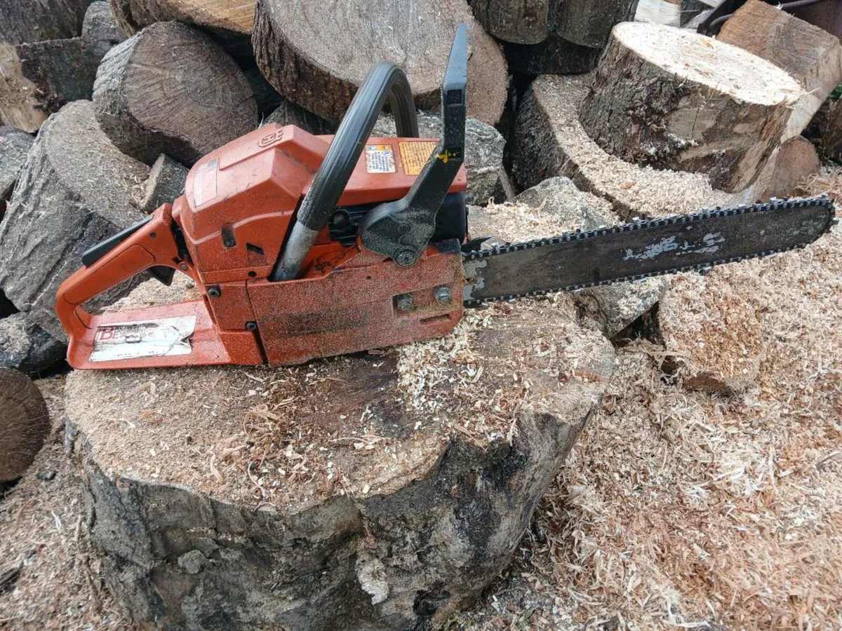 Husqvarna 51 Chainsaw - Image 2