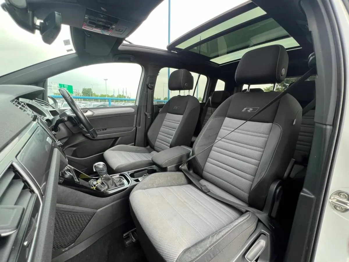 Volkswagen Touran R-LINE 1.4 TSI 7-SEATER // TILT - Image 2