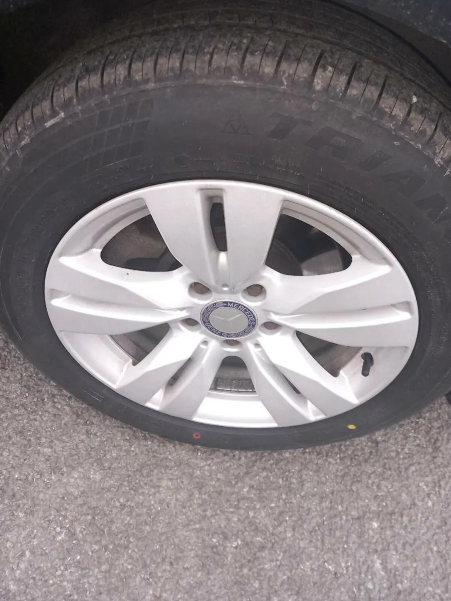 190,000 kilometers NEW NCT,NEW TYRES - Image 3