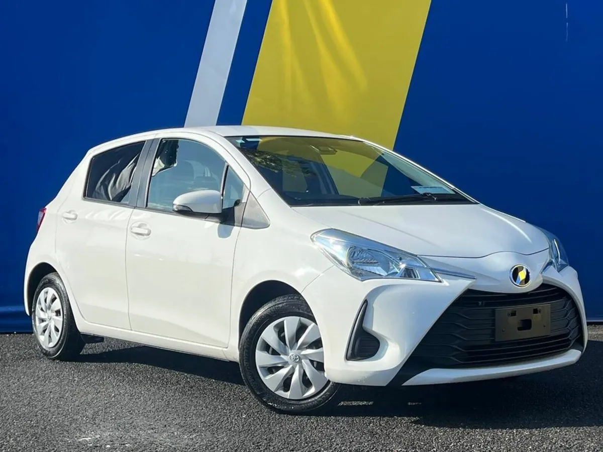 Toyota Yaris 1.0 AUTO // NEW NCT // REVERSE CAMERA - Image 1