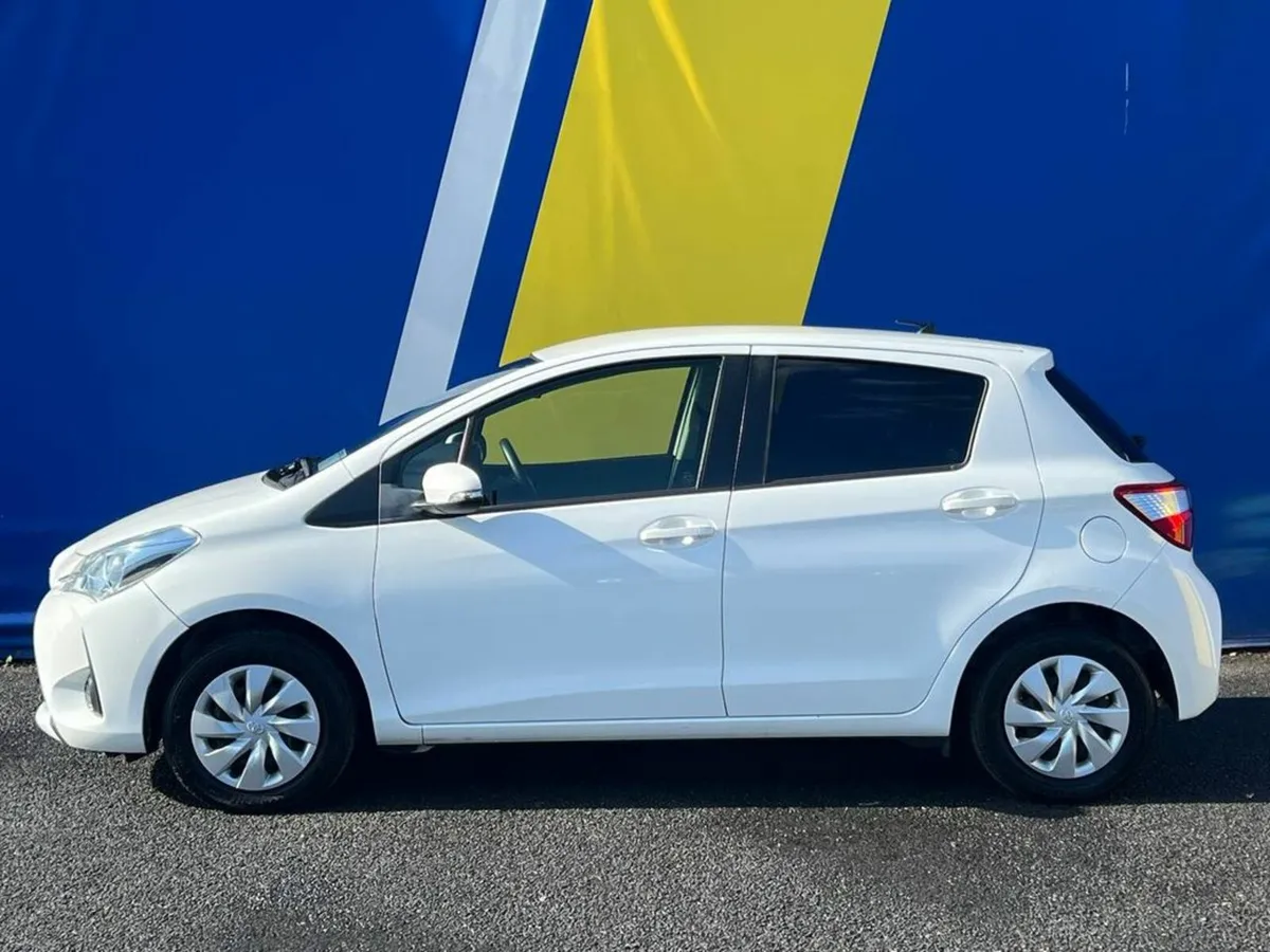 Toyota Yaris 1.0 AUTO // NEW NCT // REVERSE CAMERA - Image 3