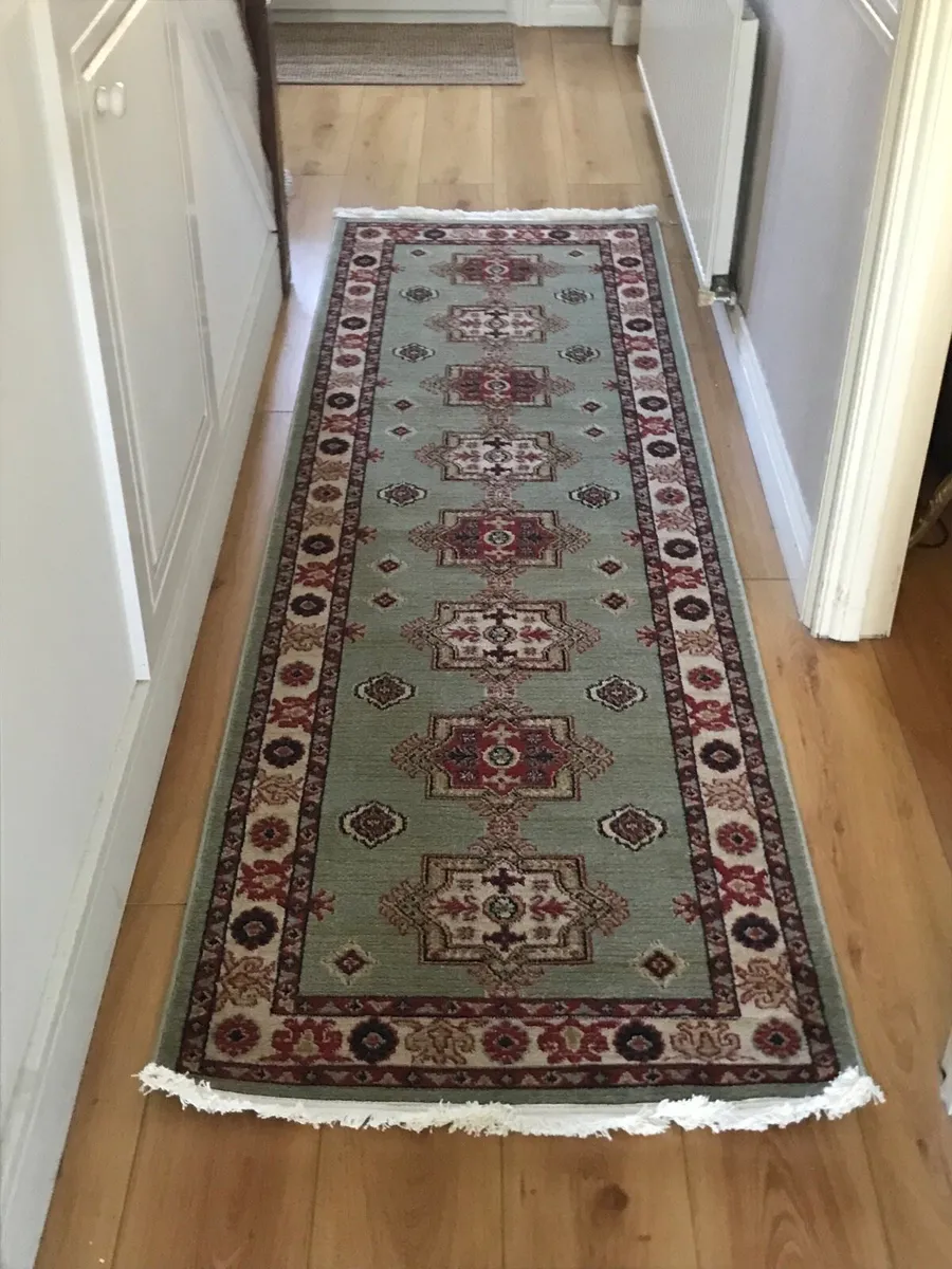 Hall runner - Image 1