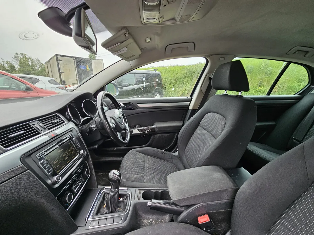 Skoda superb 1.9 tdi €1600 nctd  no offers - Image 4