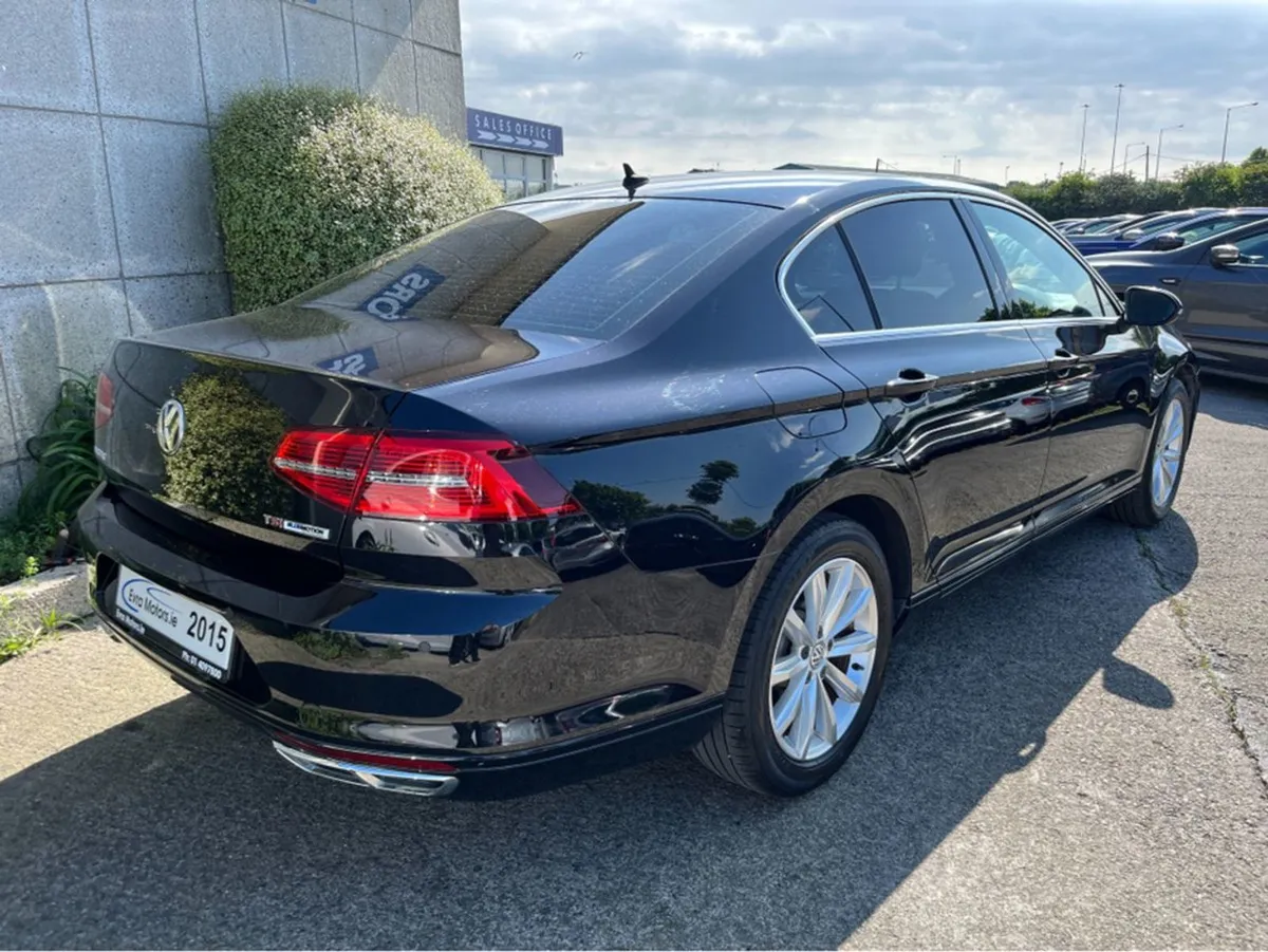 Volkswagen Passat CL Saloon Automatic 1.4 Petrol - Image 4