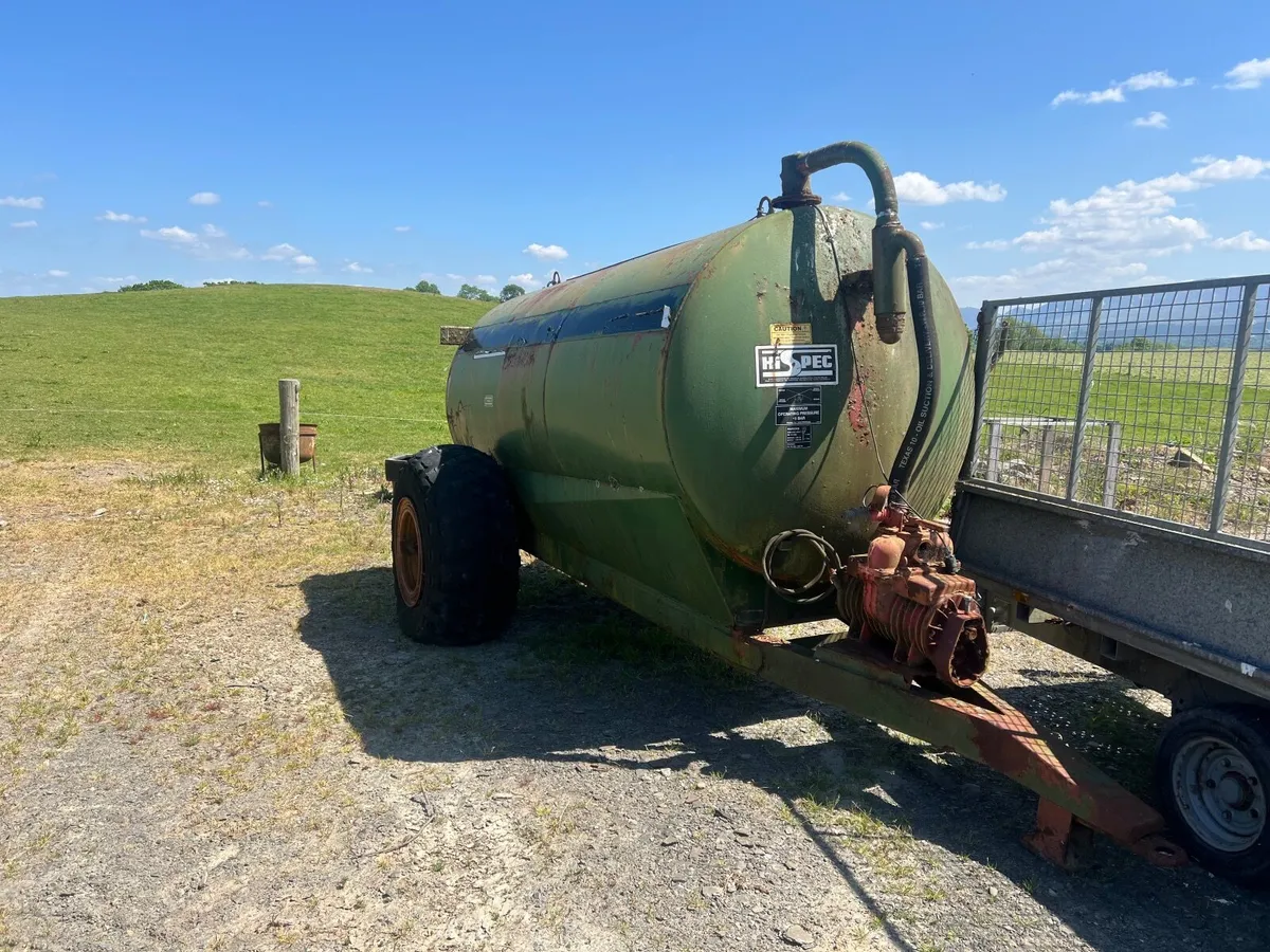 Vacuum tank - Image 1