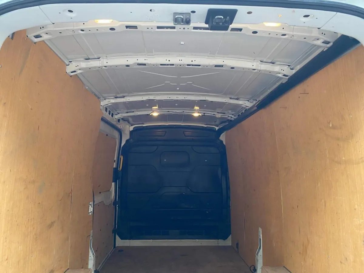 Ford Transit 2021 - Image 4