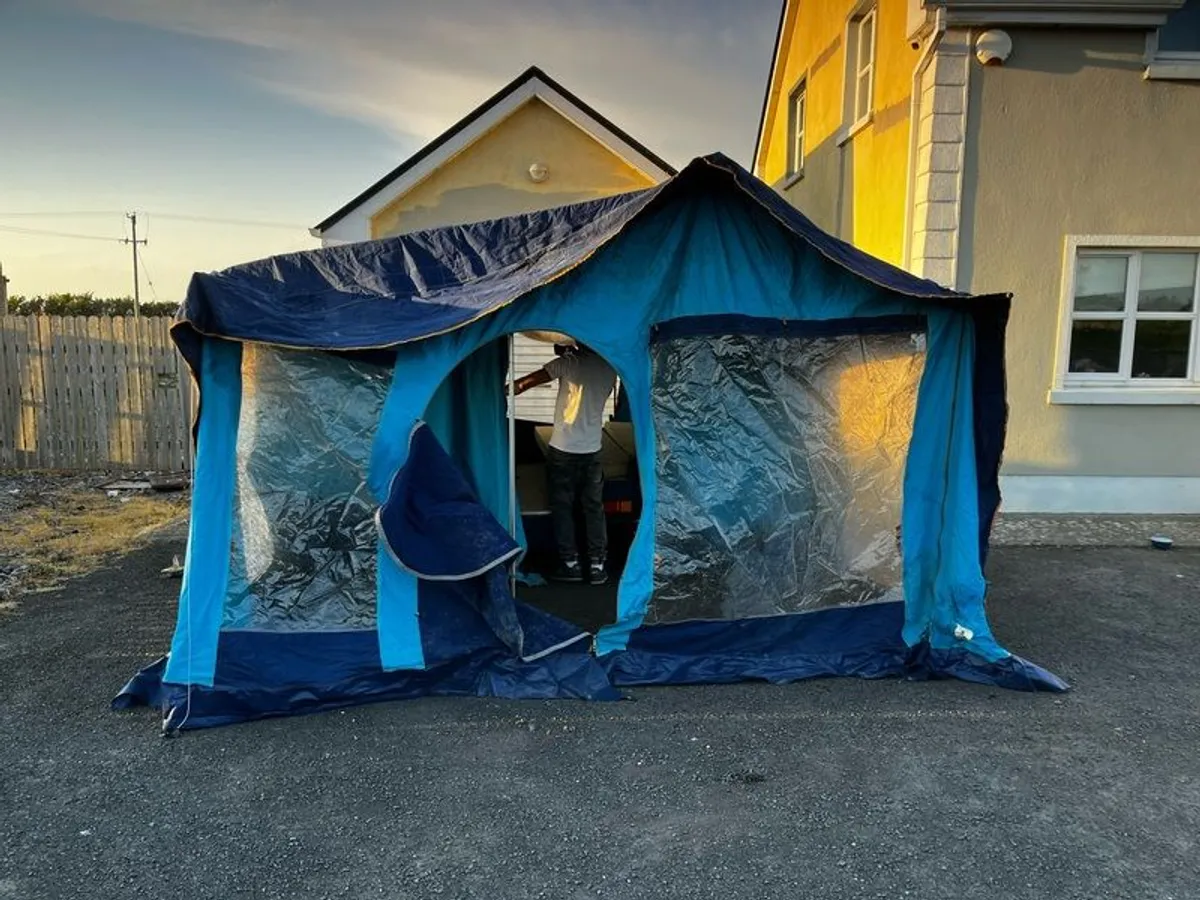trailer tent - Image 1